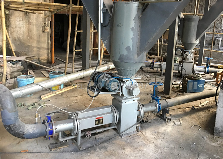 冠德連續氣力輸送泵安裝現場